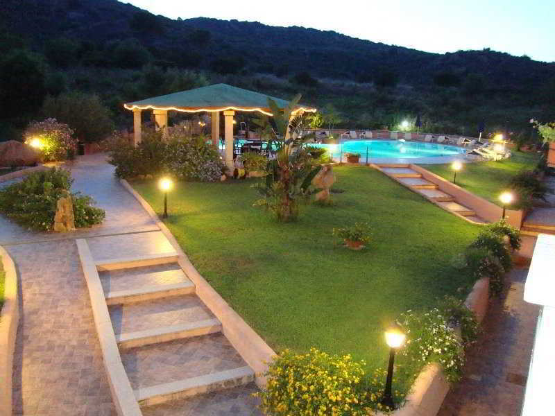 Relais Fenicottero Rosa Konuk evi Porto Taverna Dış mekan fotoğraf